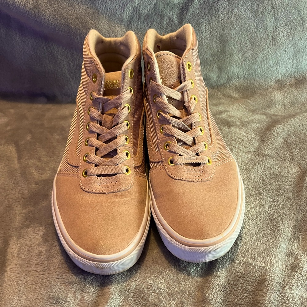 Women’s Vans size 8.5